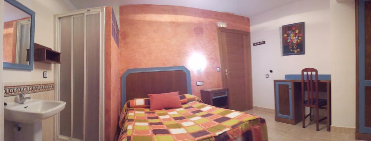 Hostal Conchi Miranda de Ebro Exterior foto